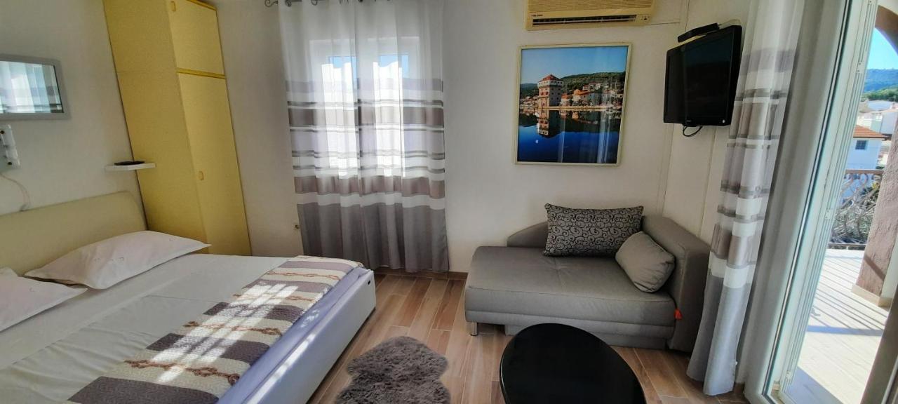 Jelaska Apartment Marina Eksteriør bilde