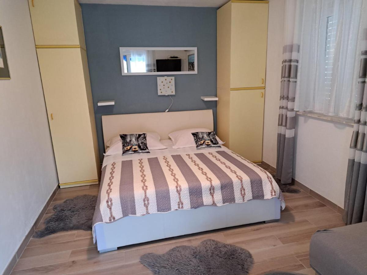 Jelaska Apartment Marina Eksteriør bilde